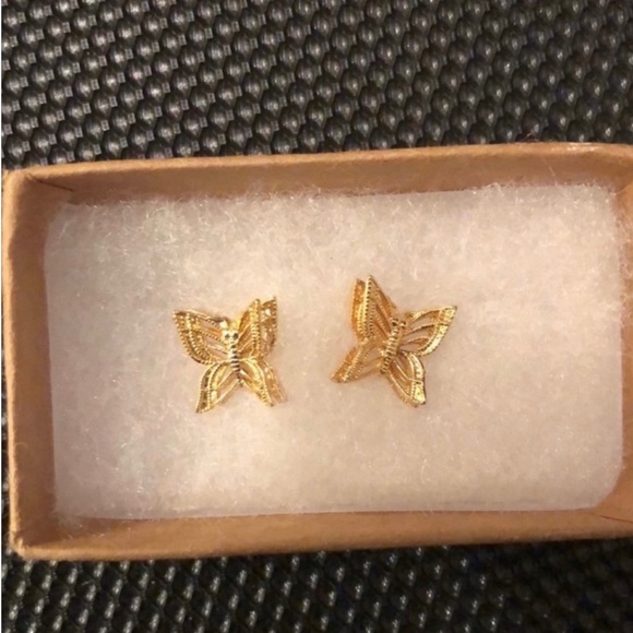 NWOT Butterfly earrings - Picture 4 of 4